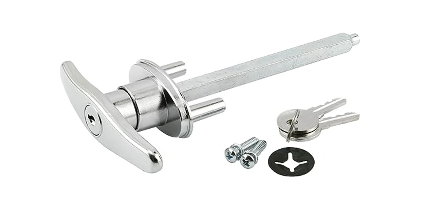 Old Style Garage Door Locks Replacements in Glendale Heights, Illinois
