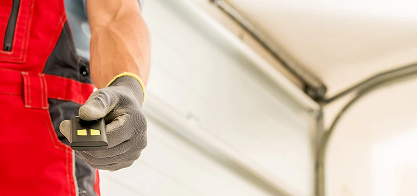 Residential Garage Door Security in Glendale Heights, Illinois