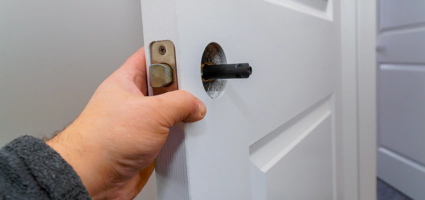 Nighttime Locksmith For Lock Repair in Glendale Heights, IL