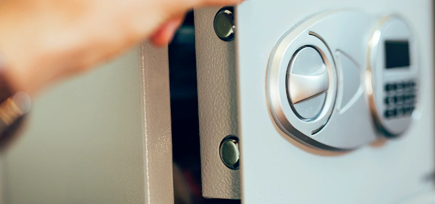 Fingerprint Safe Openers in Glendale Heights, IL