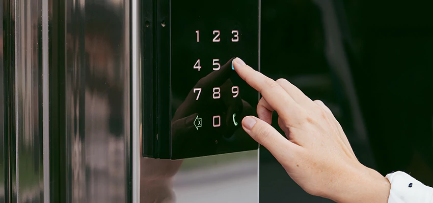 Keyless Door Entry System in Glendale Heights