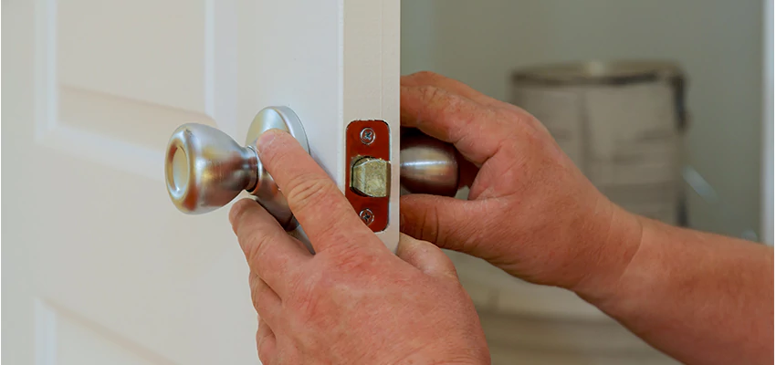 AAA Locksmiths For lock Replacement in Glendale Heights