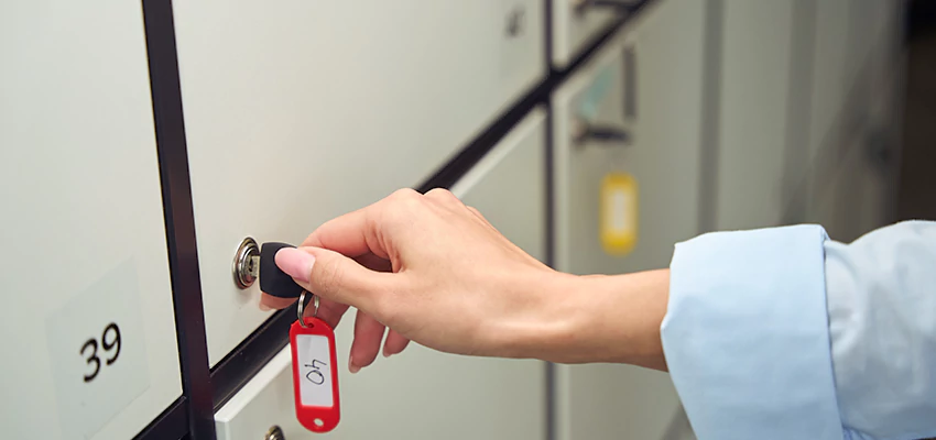 Upgrading File Cabinet Locks in Glendale Heights, Illinois