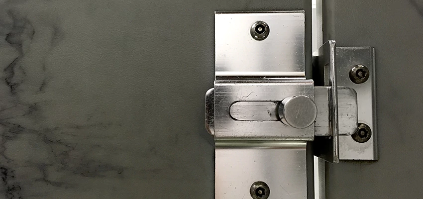 Fix A Room Door Lock in Glendale Heights