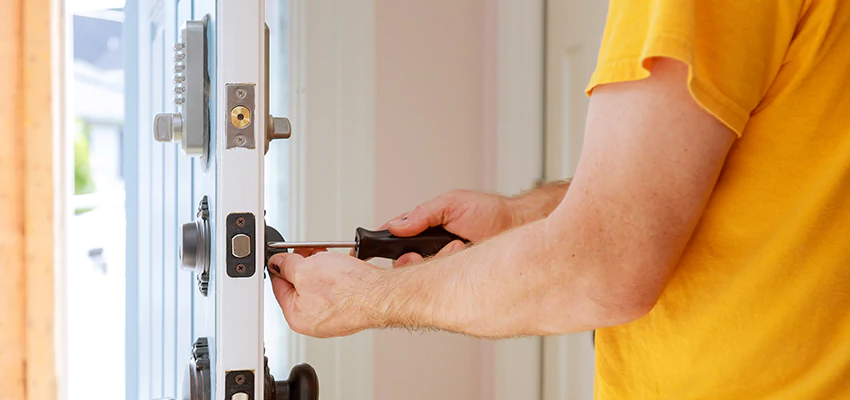 Eviction Locksmith For Key Fob Replacement Services in Glendale Heights